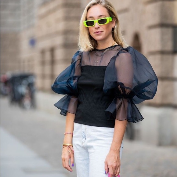 ZARA NWT BLOGGER Black Navy Voluminous Organza Puff Sleeve Smocked Blouse Top